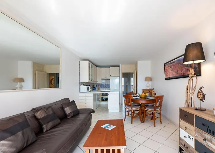 Les Cascadelles-13 By Interhome * Cogolin